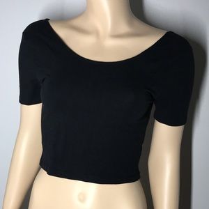 🖤 Black Crop Top